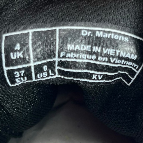 Dr.‎ Martens Women’s 6 Newton Wonderlust Floral Boots Lightweight Lace Up - Picture 13 of 13